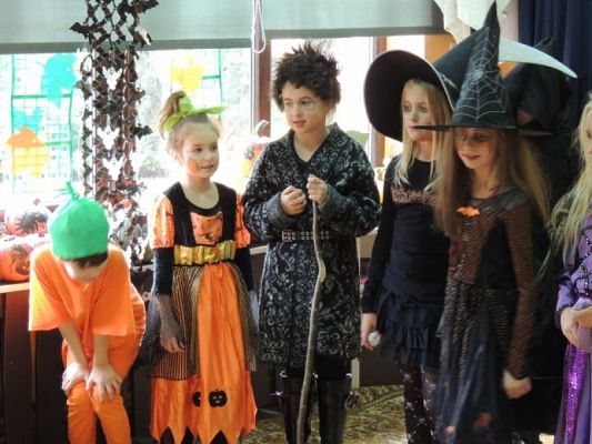  Grafika #4: Trick or treat! – Halloween w naszej szkole grafika