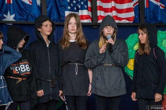  Grafika #19: ENGLISH STATION grafika