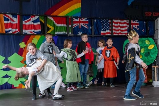  Grafika #20: ENGLISH STATION grafika