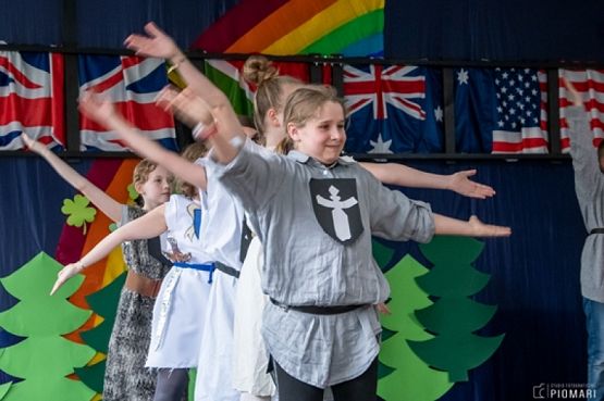  Grafika #22: ENGLISH STATION grafika