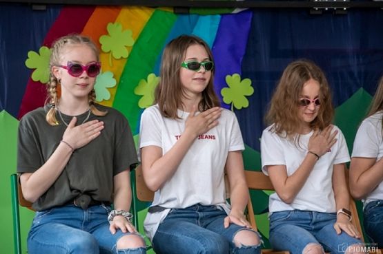  Grafika #35: ENGLISH STATION grafika