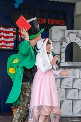  Grafika #40: ENGLISH STATION grafika