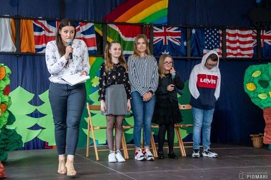  Grafika #44: ENGLISH STATION grafika