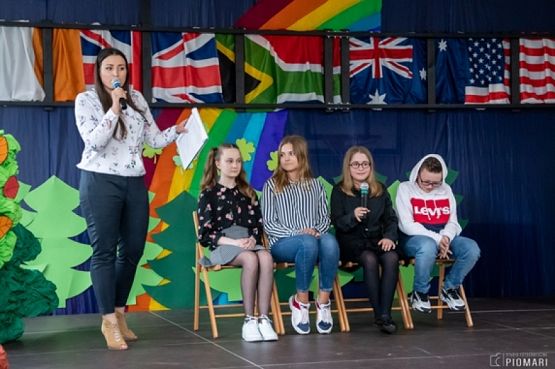  Grafika #45: ENGLISH STATION grafika