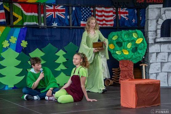  Grafika #54: ENGLISH STATION grafika