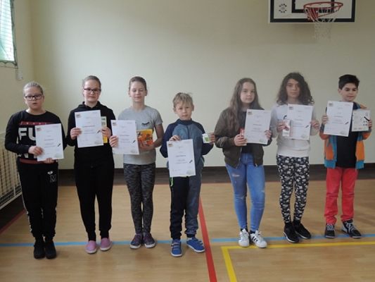  Grafika #9: KARAOKE IN ENGLISH grafika