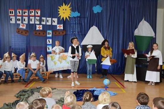  Grafika #7: COLUMBUS DAY grafika