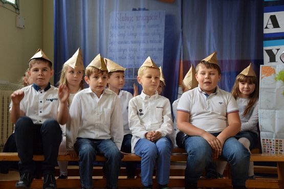  Grafika #12: COLUMBUS DAY grafika