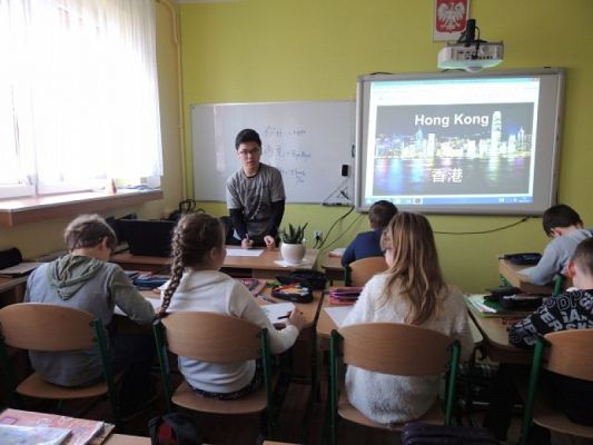  Grafika #2: Podróż po Hong Kongu grafika