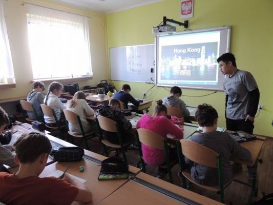  Grafika #3: Podróż po Hong Kongu grafika