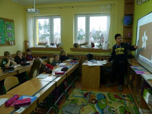  Grafika #10: Podróż po Hong Kongu grafika