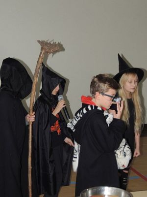  Grafika #6: Frightfully funny Halloween grafika