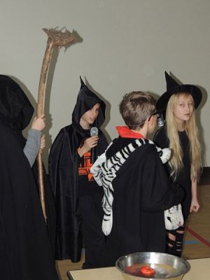  Grafika #9: Frightfully funny Halloween grafika