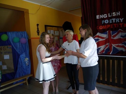  Grafika #19: Powiatowy Konkurs z języka angielskiego English Poetry Competition grafika