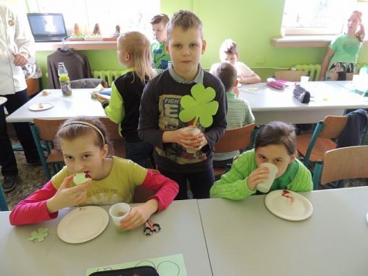  Grafika #2: ZIELONO MI! - Dzień Świętego Patryka grafika