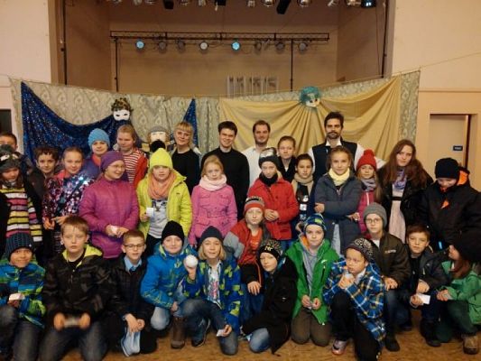  Grafika #16: English Theatre grafika