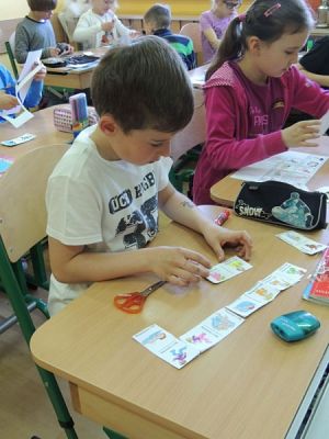  Grafika #3: PLAYING DOMINOES grafika