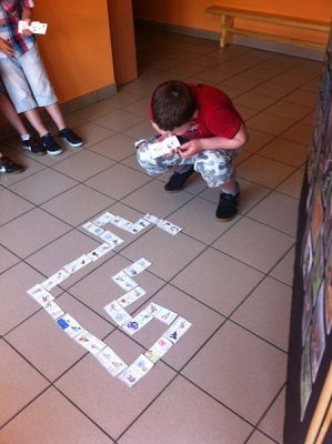  Grafika #6: PLAYING DOMINOES grafika