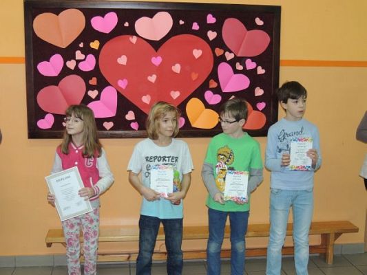  Grafika #4: WYNIKI OGÓLNOPOLSKIEJ OLIMPIADY Z JĘZYKA ANGIELSKIEGO PIONIER grafika