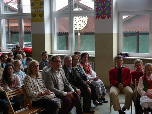  Grafika #10: KASZUBI NA KURPIACH, wymiana regionalna - dzień II grafika