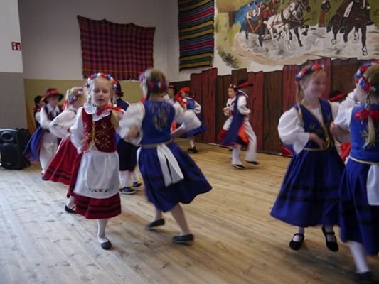  Grafika #13: KASZUBI NA KURPIACH, wymiana regionalna - dzień II grafika