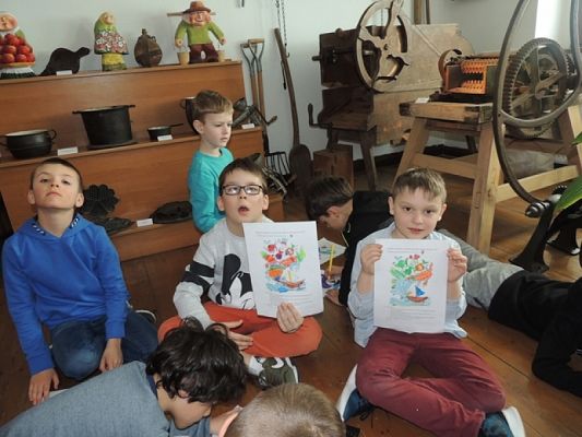  Grafika #1: ,,Czemu flądra ma krzywy pyszczek ? – lekcja muzealna klas I grafika