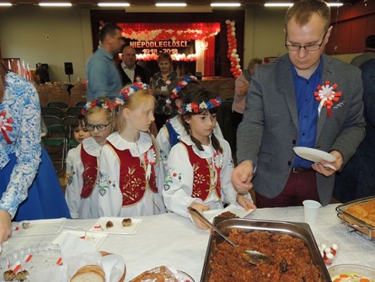  Grafika #9: Występ kaszubski w GOK-u w Potęgowie grafika