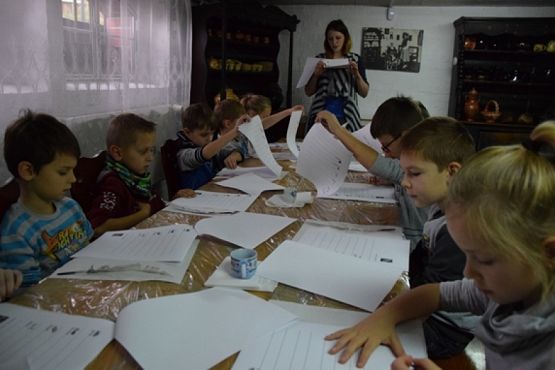  Grafika #0: Wycieczka do Muzeum Kaszubskiego w Kartuzach grafika