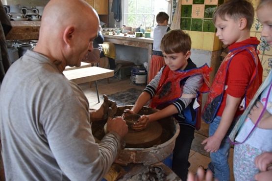  Grafika #3: Wycieczka do Muzeum Kaszubskiego w Kartuzach grafika