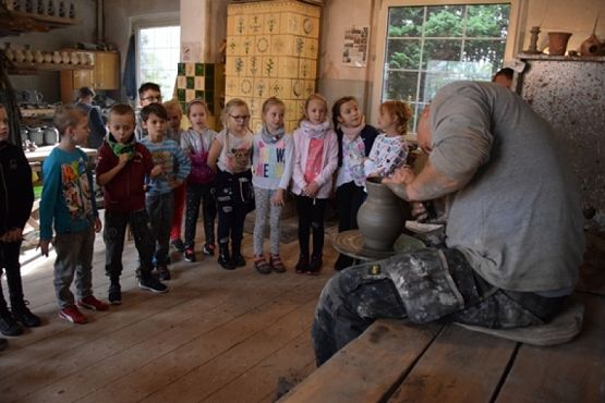  Grafika #5: Wycieczka do Muzeum Kaszubskiego w Kartuzach grafika