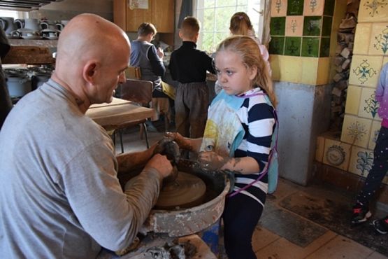  Grafika #14: Wycieczka do Muzeum Kaszubskiego w Kartuzach grafika