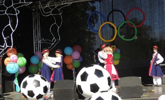  Grafika #2: WYSTĘP KASZUBSKI W CHARBROWIE grafika