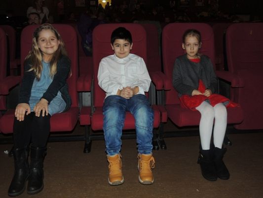  Grafika #1: WYRÓŻNIENIA W POWIATOWYM KONKURSIE PLASTYCZNYM ,,KASZUBSKA MASKA JASEŁKOWA grafika