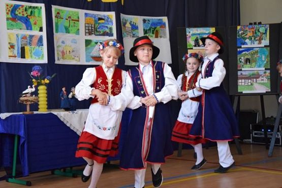  Grafika #14: GALA FINAŁOWA KONKURSU PLASTYCZNEGO KASZUBY JAK MALOWANE grafika