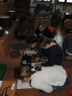  Grafika #5: KASZUBSKA LEKCJA MUZEALNA grafika