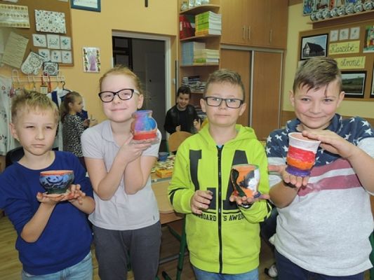  Grafika #2: OZDABIANIE WYROBÓW GARNCARSKICH grafika