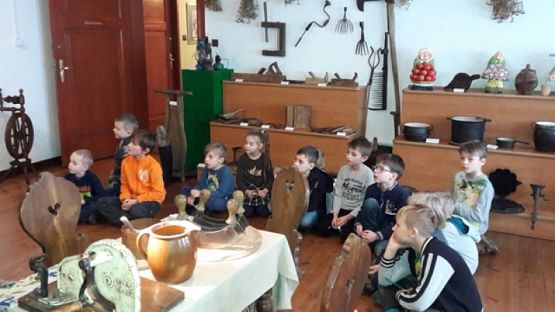  Grafika #3: KASZUBSKA LEKCJA MUZEALNA grafika