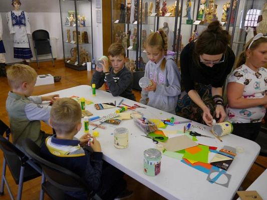  Grafika #20: WYCIECZKA KLAS TRZECICH DO MUZEUM ZACHODNIO-KASZUBSKIEGO W BYTOWIE grafika