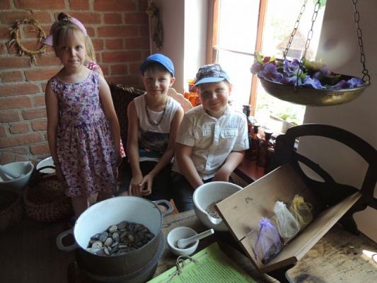  Grafika #2: BASZTA NR 27 ZDOBYTA! grafika