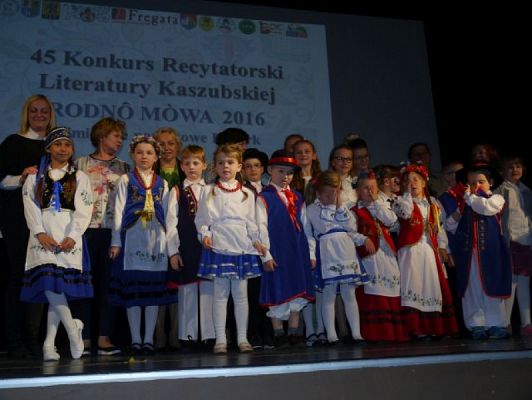  Grafika #4: III MIEJSCE W POWIATOWYM KONKURSIE RECYTATORSKIM ,,RODNÔ MÒWA grafika