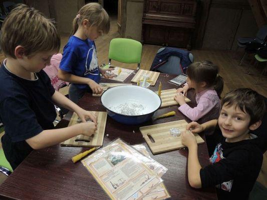  Grafika #14: Wycieczka klas drugich do Swołowa grafika