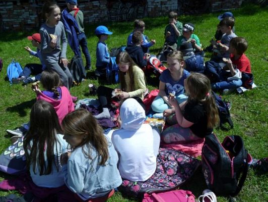  Grafika #21: OD ZIARENKA DO BOCHENKA czyli pierwszaki w Muzeum Wsi Słowińskiej w Klukach grafika