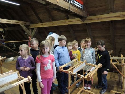  Grafika #10: 100 LAT – ZATRZYMANY CZAS czyli jak dawniej wyglądało życie w zagrodzie wiejskiej grafika