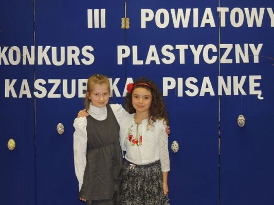  Grafika #0: Laureatki Powiatowego Konkursu Kaszubska Pisanka Wielkanocna grafika