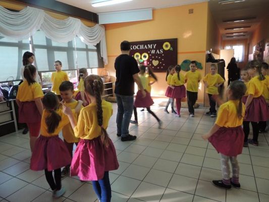  Grafika #1: Warsztaty taneczne z choreografem grafika