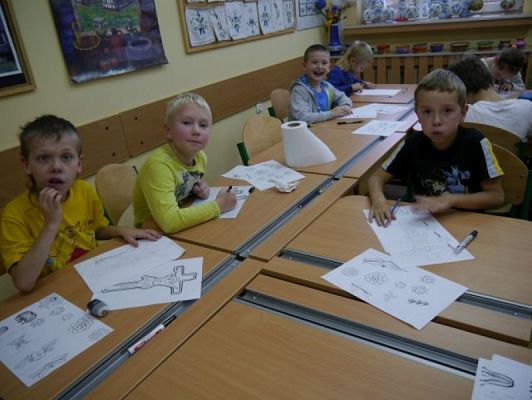  Grafika #2: Na szkle malowane grafika