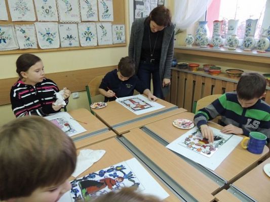  Grafika #4: Na szkle malowane grafika