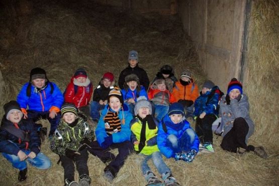  Grafika #4: 100 lat - Zatrzymany czasczyli wycieczka do Swołowa grafika