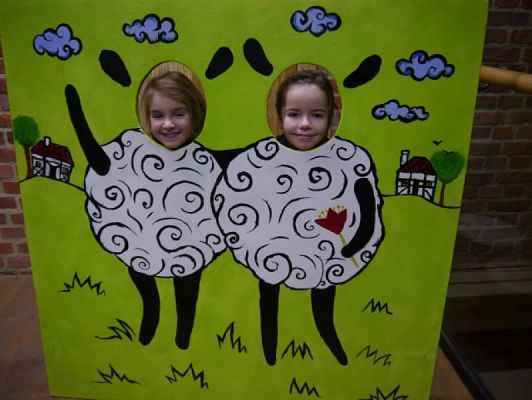  Grafika #13: 100 lat - Zatrzymany czasczyli wycieczka do Swołowa grafika