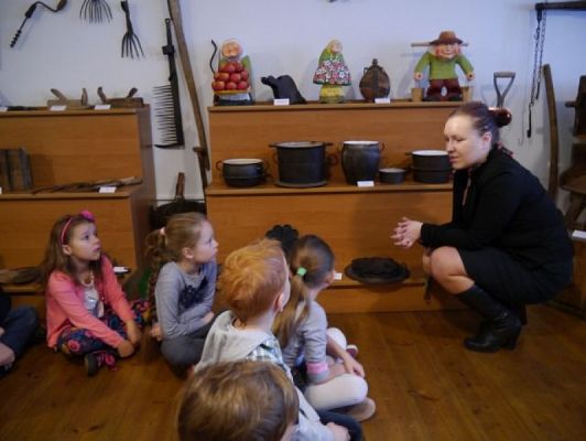  Grafika #0: Lekcja Muzealna Kaszuby jak malowane grafika